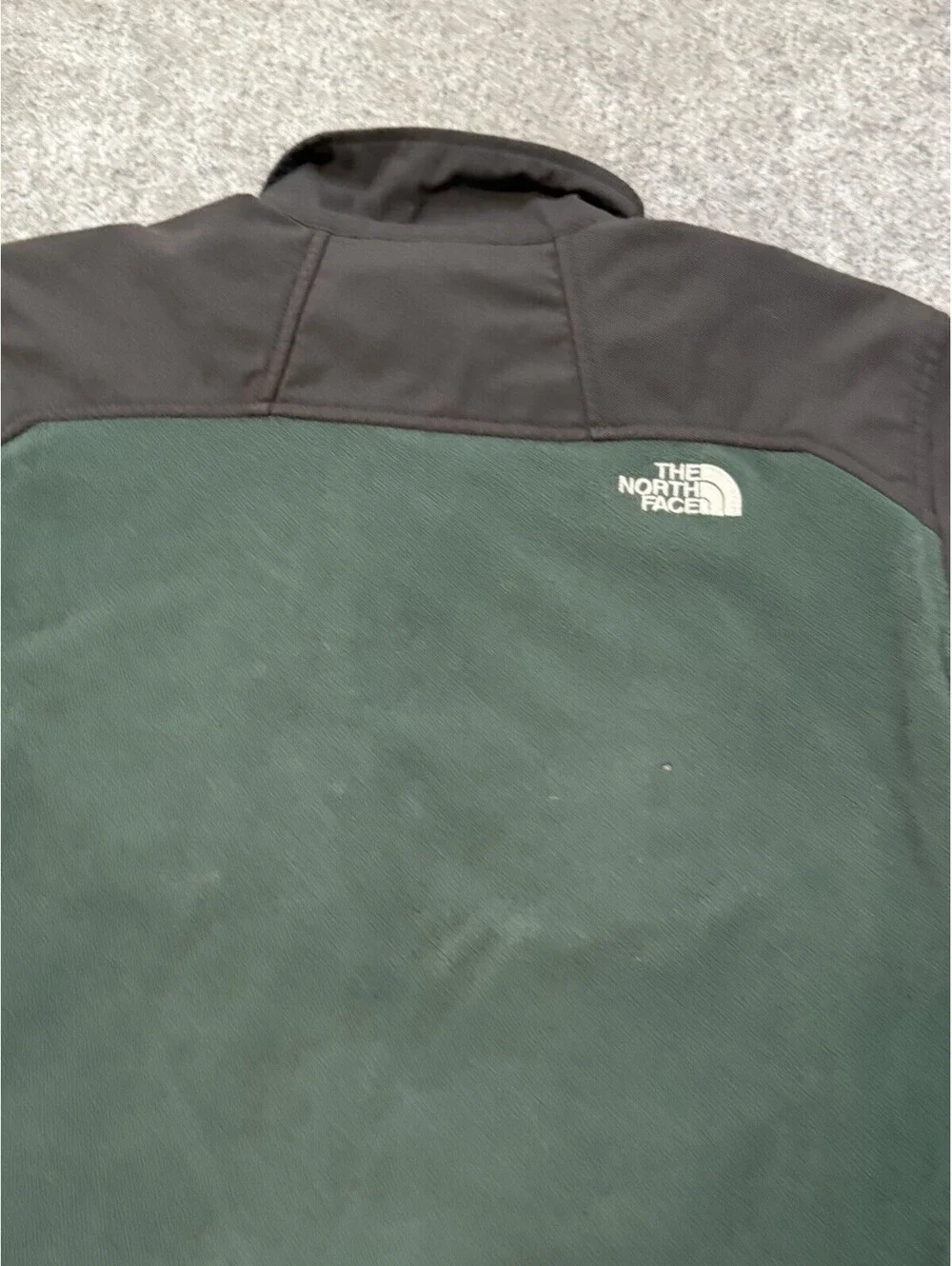 North Face Men’s Windstopper Fleece Soft Shell Jacket Medium Green Black